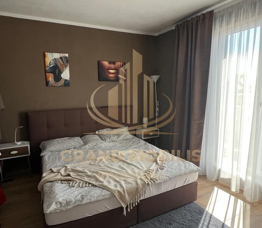 Casă individuală cuplată P+1, cu curte proprie, terasă și anexă