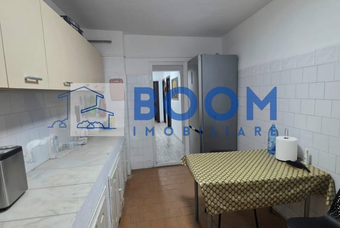 Apartament 3 camere Lenin Sud | Centrala Proprie | Etaj 3 | Boxa |