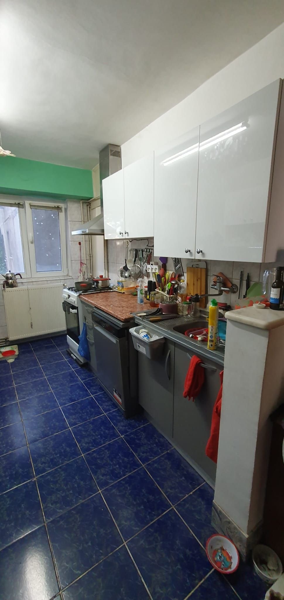 21f7b1d6dd6c4449bc700a2c8cedbbec Vând apartament 3 camere decomandat, Bv. 13 Septembrie
