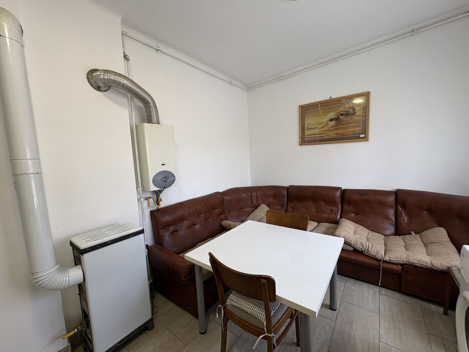 Garsoniera de inchiriat la casa