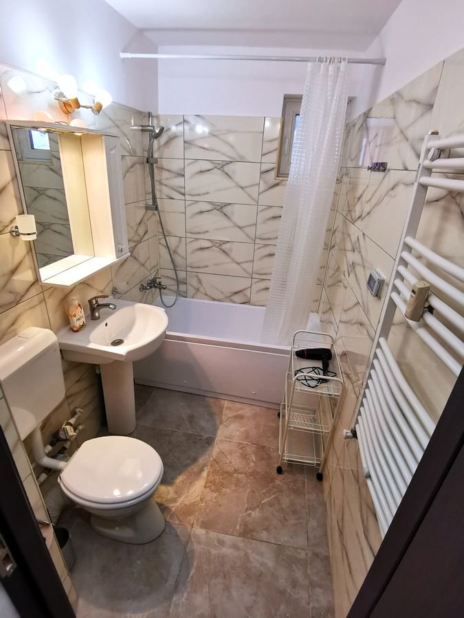 Vand apartament 2 Camere zona Obor – Avrig