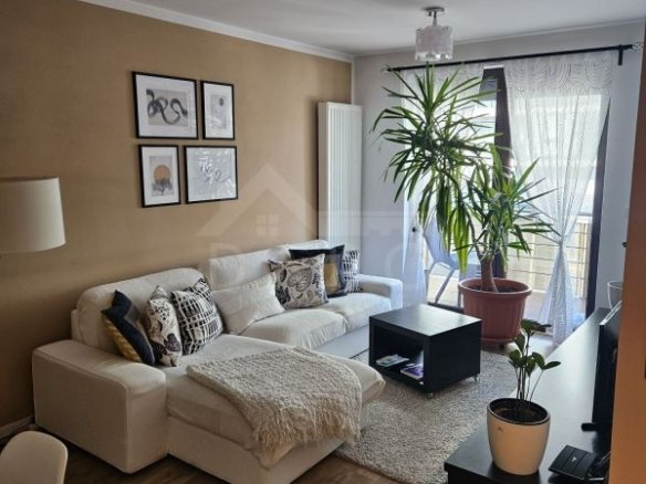 Ofer spre inchiriere apartament cu 2 camere in complexul rezidential Acta Colors