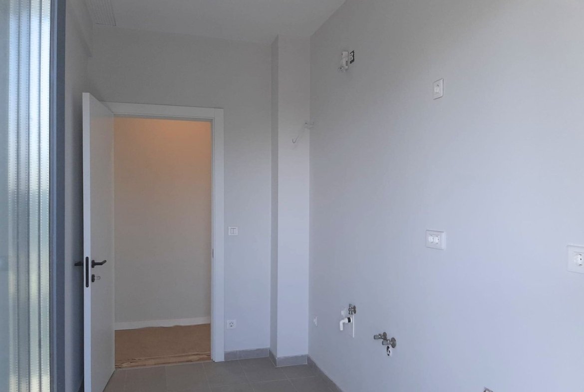 Apartament 3 Camere bucatarie inchisa si Terasă 12 MP cu Vedere Liberă