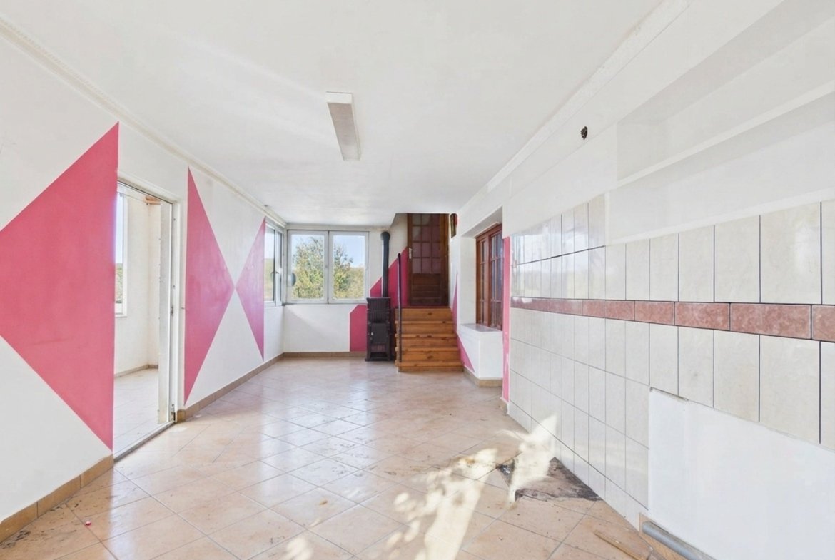 Casă în Șumugiu, teren 2.610 mp