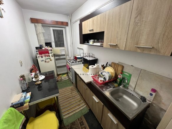 Apartament cu 3 camere | Etaj 1 | 54 mp | Sala Polivalenta