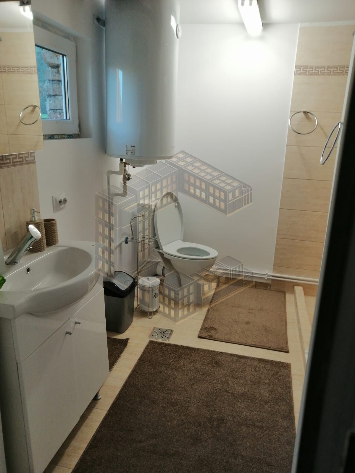 Casa individuala, renovata, teren 5 ha, Glodghilesti, Hunedoara