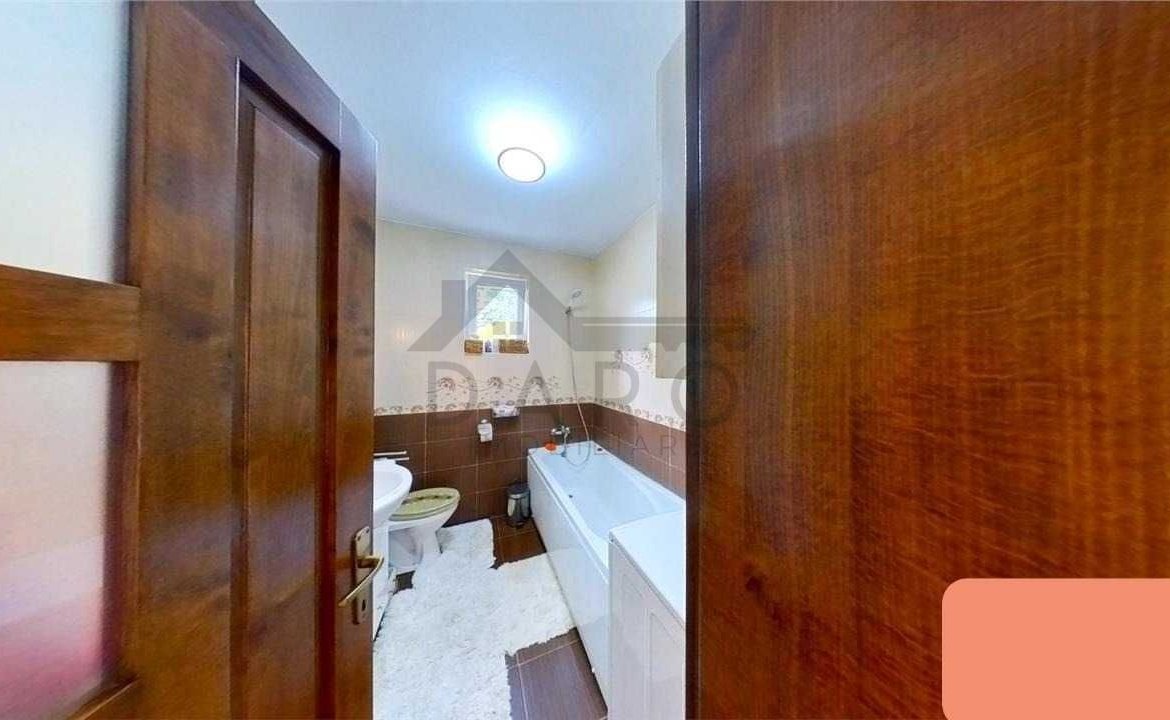 Casă bine poziționată, într-o zonă liniștită și sigură- Cartierul Unirii