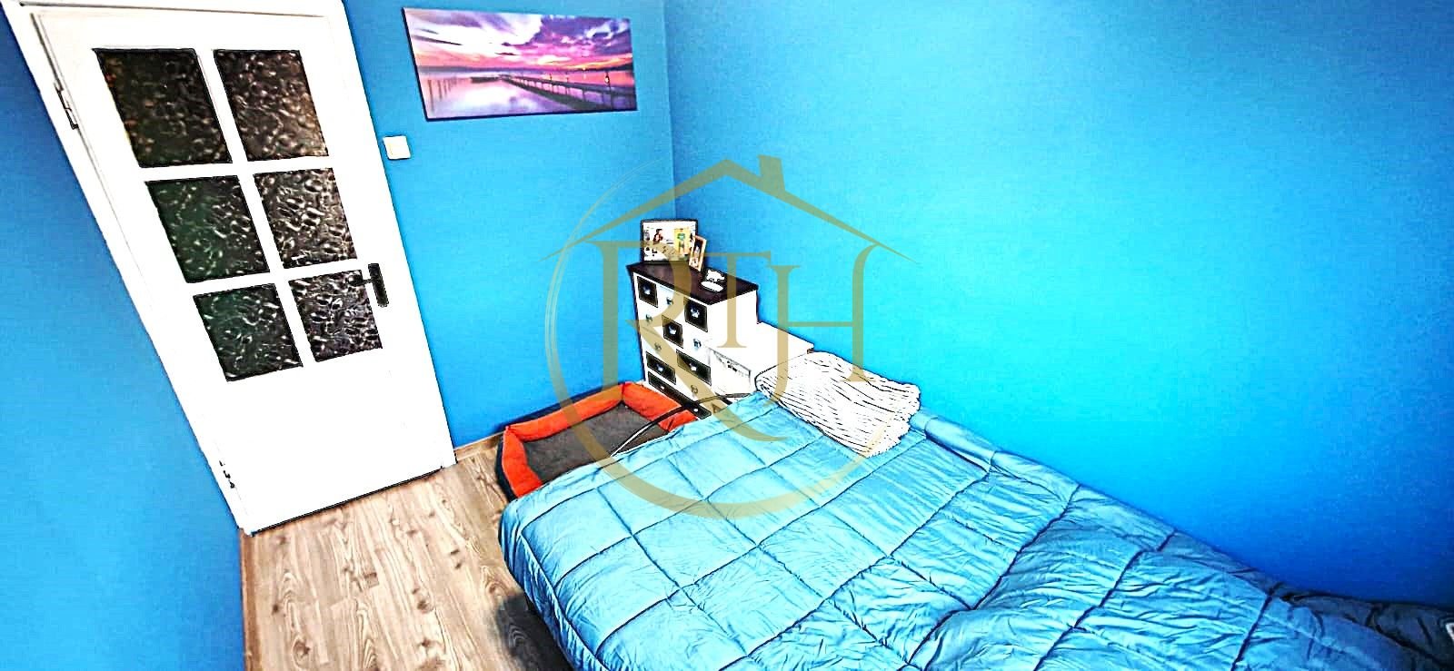 2662c429802a4aaa8df588cbaa4dcea2 Vand apartament cu 4 camere in zona spitalul judetean,comision ,,0”
