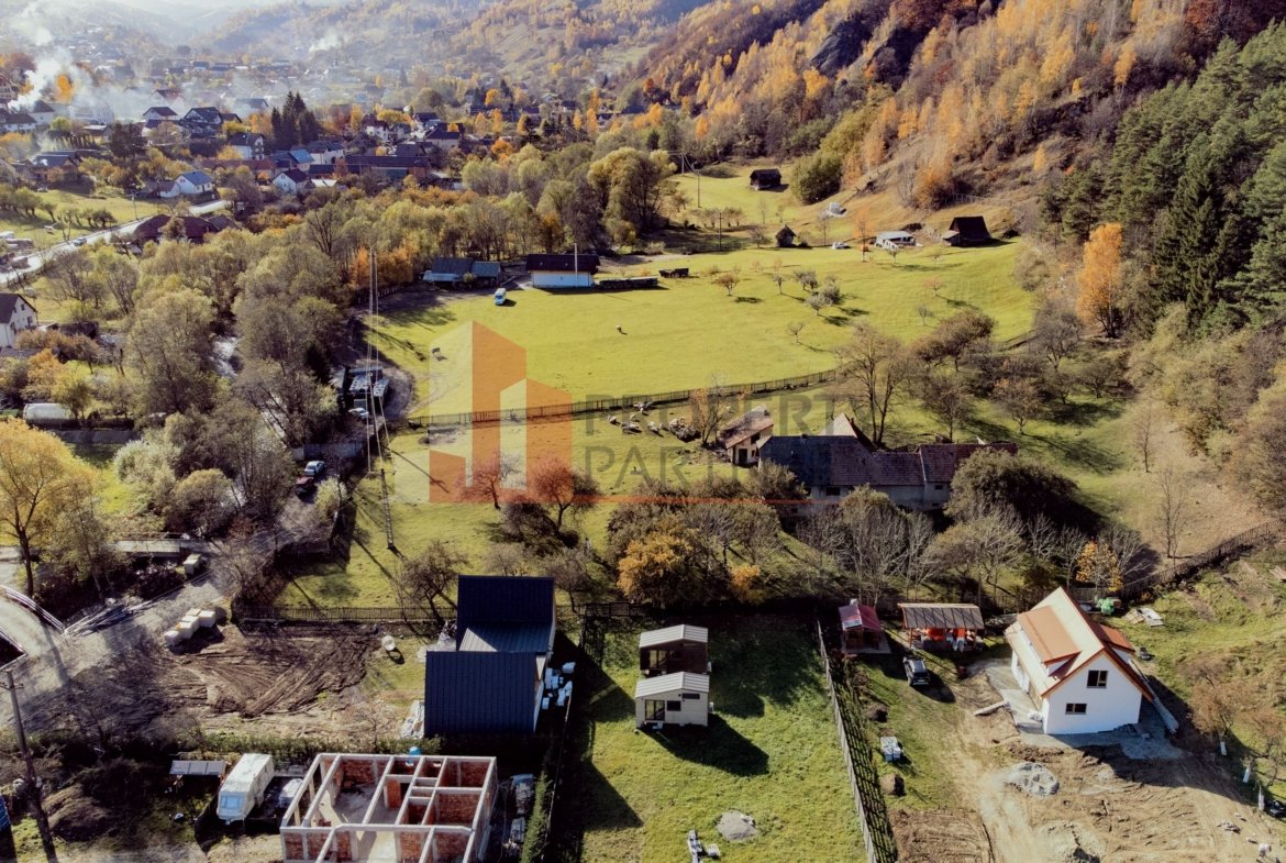 Teren Moieciu 1200 mp – Oportunitate de investitie