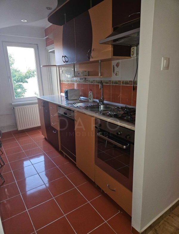 Imobiliare inchiriere apartament 3 camere