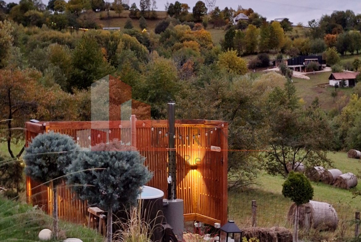 2  A-Frame | Bran Sohodol| 2 cabane | Teren 3.812 mp | Operațional |