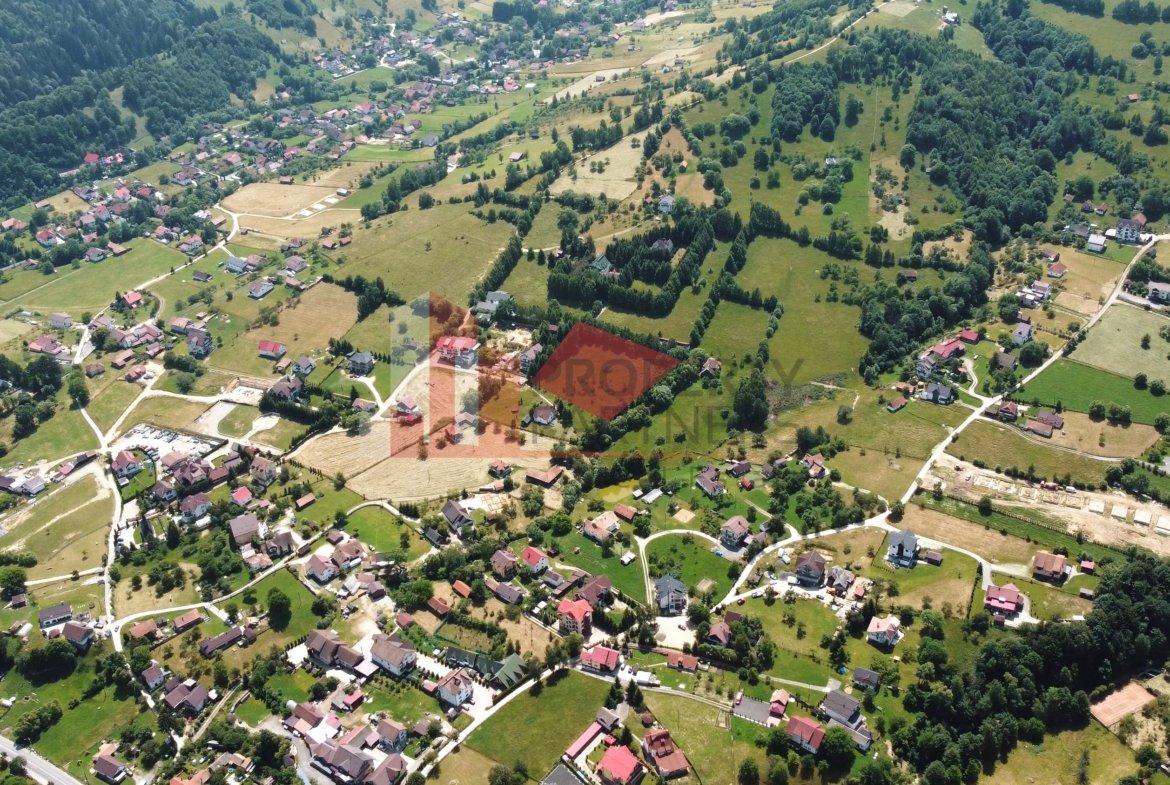 Teren intravilan Bran 2.772 mp | Vedere Piatra Craiului | Potrivit pentru cabane