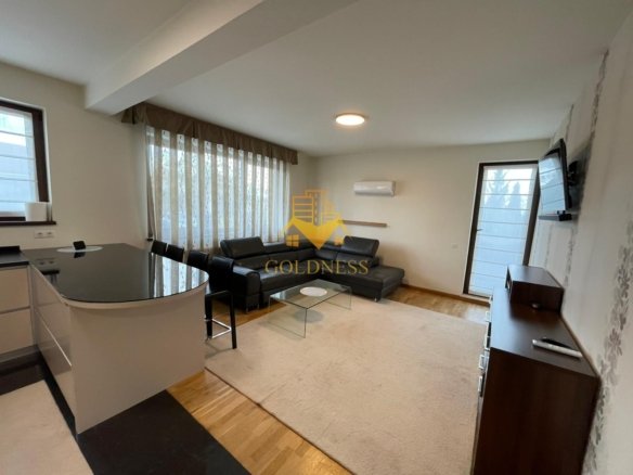 2 camere, modern, gradina 110 mp Europa, Lumina, Renovat