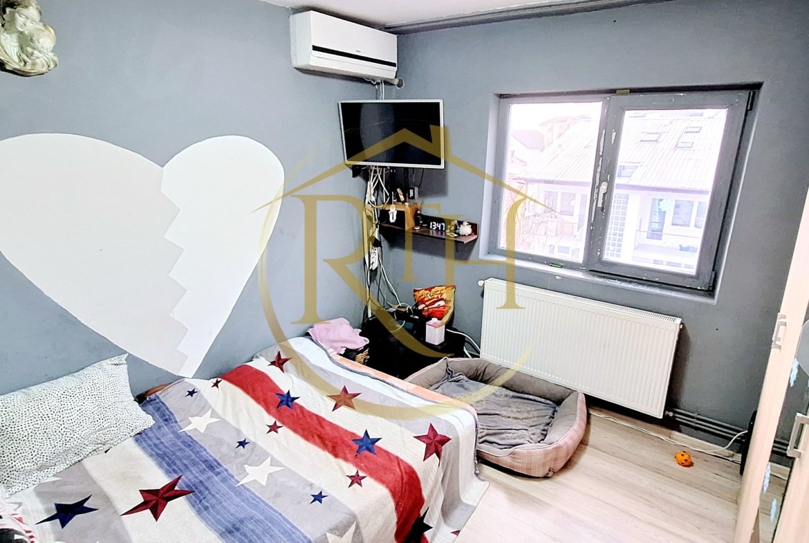 Oferim spre vanzare, Apartament cu 3 camere, Girocului, Sp. Judetean