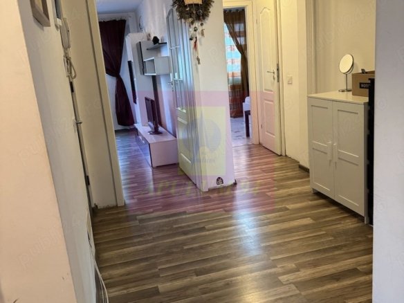 Apt 3 camere, finisat si mobilat -Mega Mall