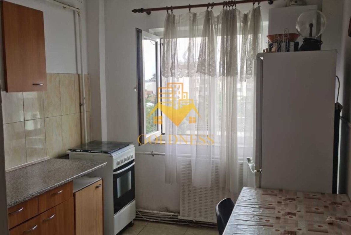 3 camere decomandate, parcare, FSEGA, Intre Lacuri , Aurel Vlaicu