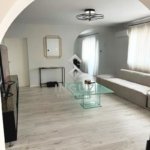 Etaj de vilă cu mansardă | 250 m² | Complet renovat | Colentina – Capă