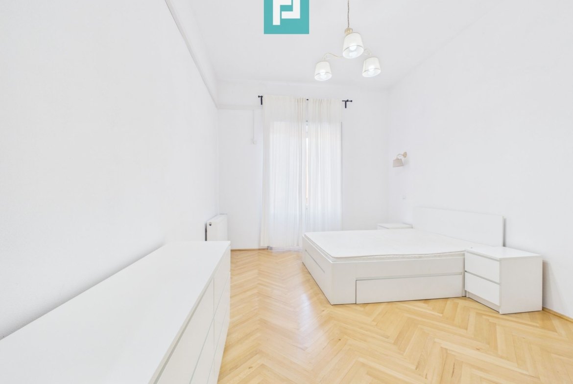 Apartament 3 camere, renovat în Zona Ultracentală