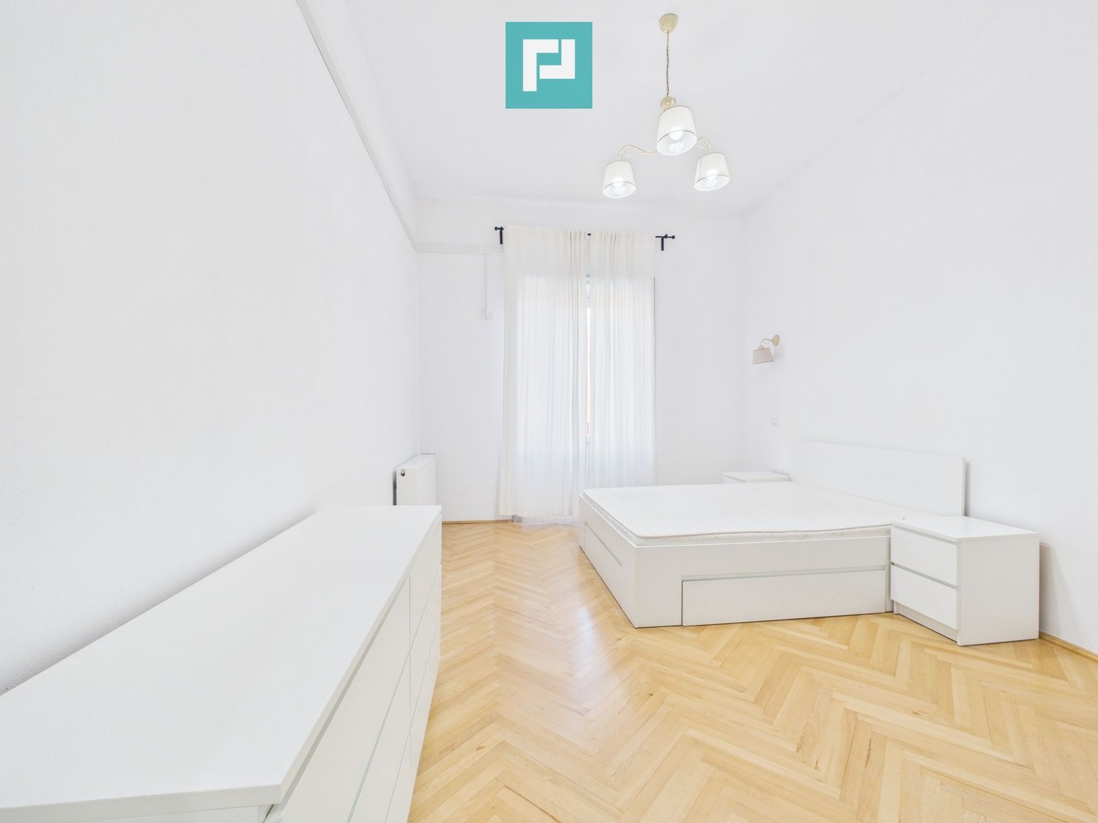 2e6430d792ca4e58aefc8cb7adb74d22 Apartament 3 camere, renovat în Zona Ultracentală