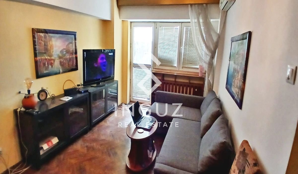 2ea41b0065074a42a4eeab8b679c9e4e Apartament 3 camere de închiriat – Piața Victoriei