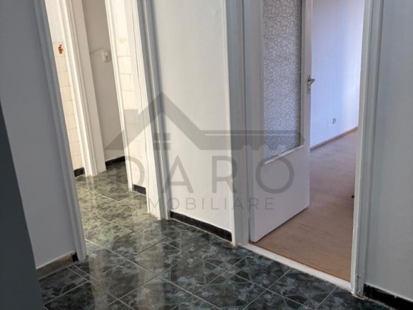 Vindem apartament 2 camere ultracentral