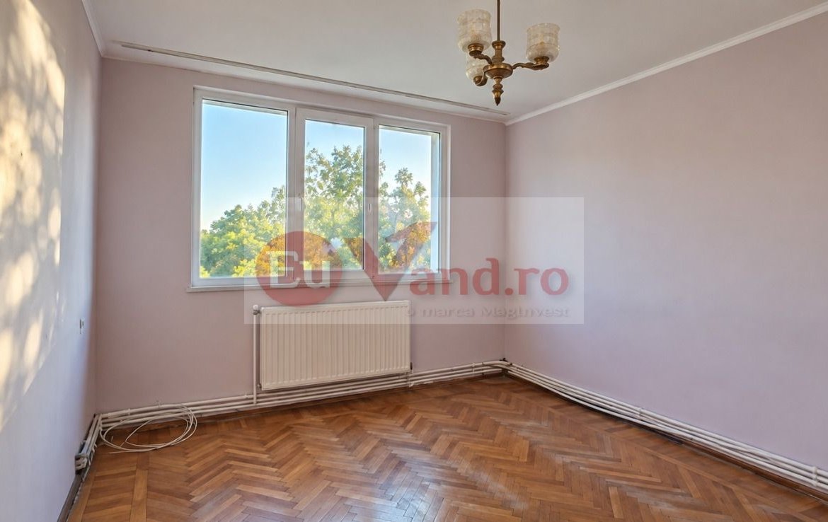 De vanzare apartament cu 2 camere Tiglina 1, etaj 3, 49.000 euro