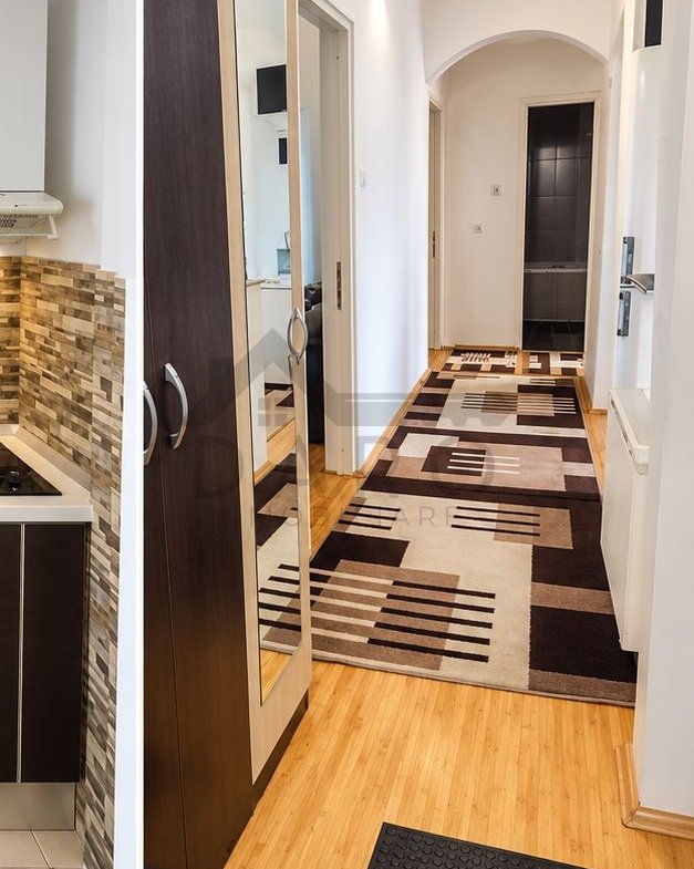 vand apartament 3 camere , Targu Mures Unirii