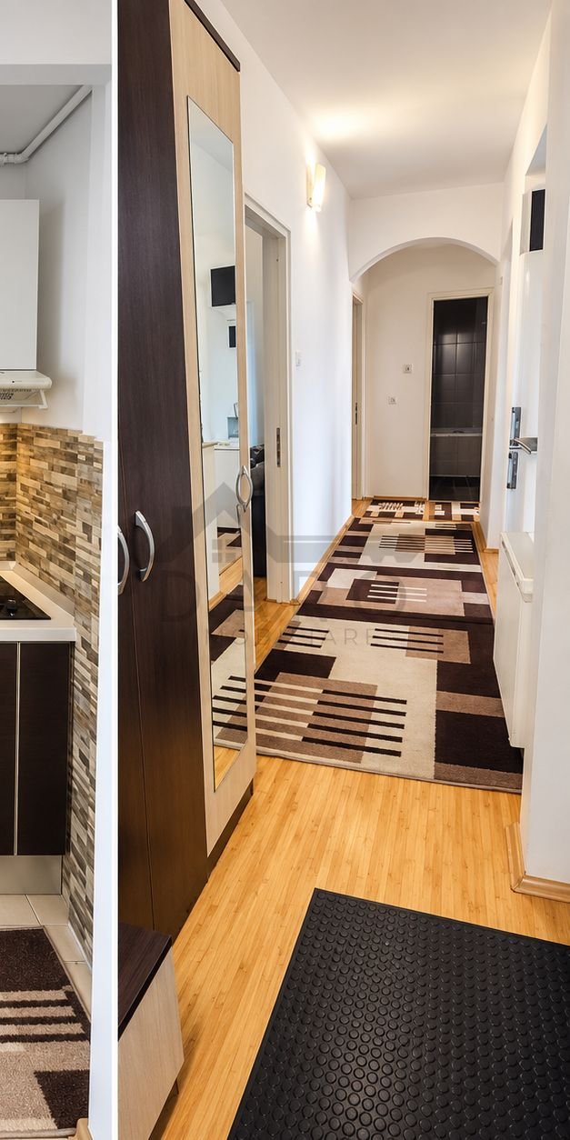 vand apartament 3 camere , Targu Mures Unirii
