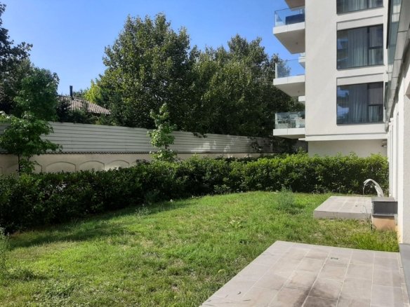 APARTAMENT PREMIUM CU 5 CAMERE ȘI GRĂDINĂ PRIVATĂ DE 160 MP
