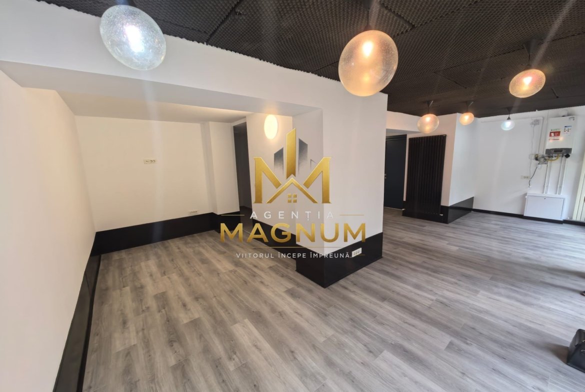 Spațiu comercial renovat, vitrină 10 m, bulevard principal, parter