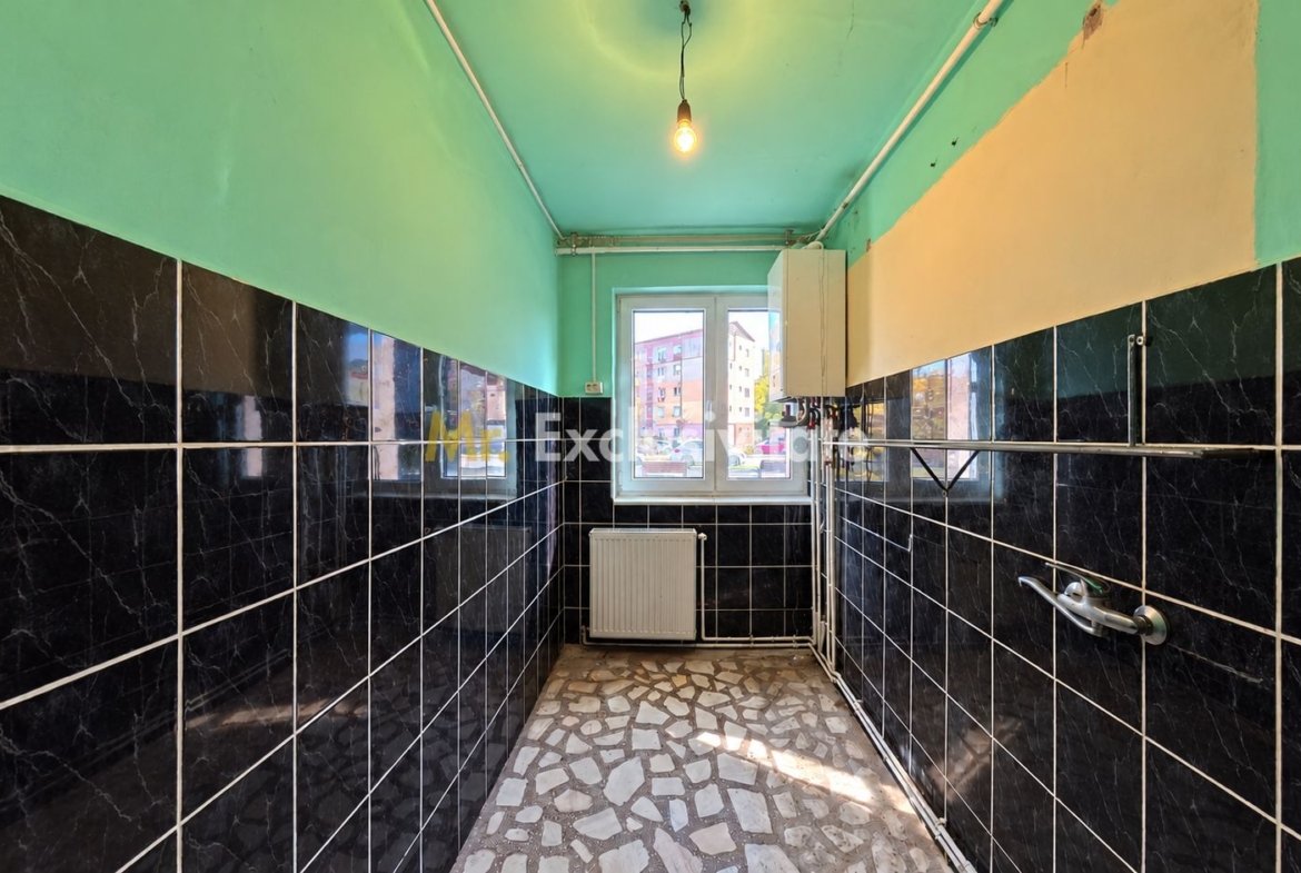DE VANZARE APARTAMENT 2 CAMERE