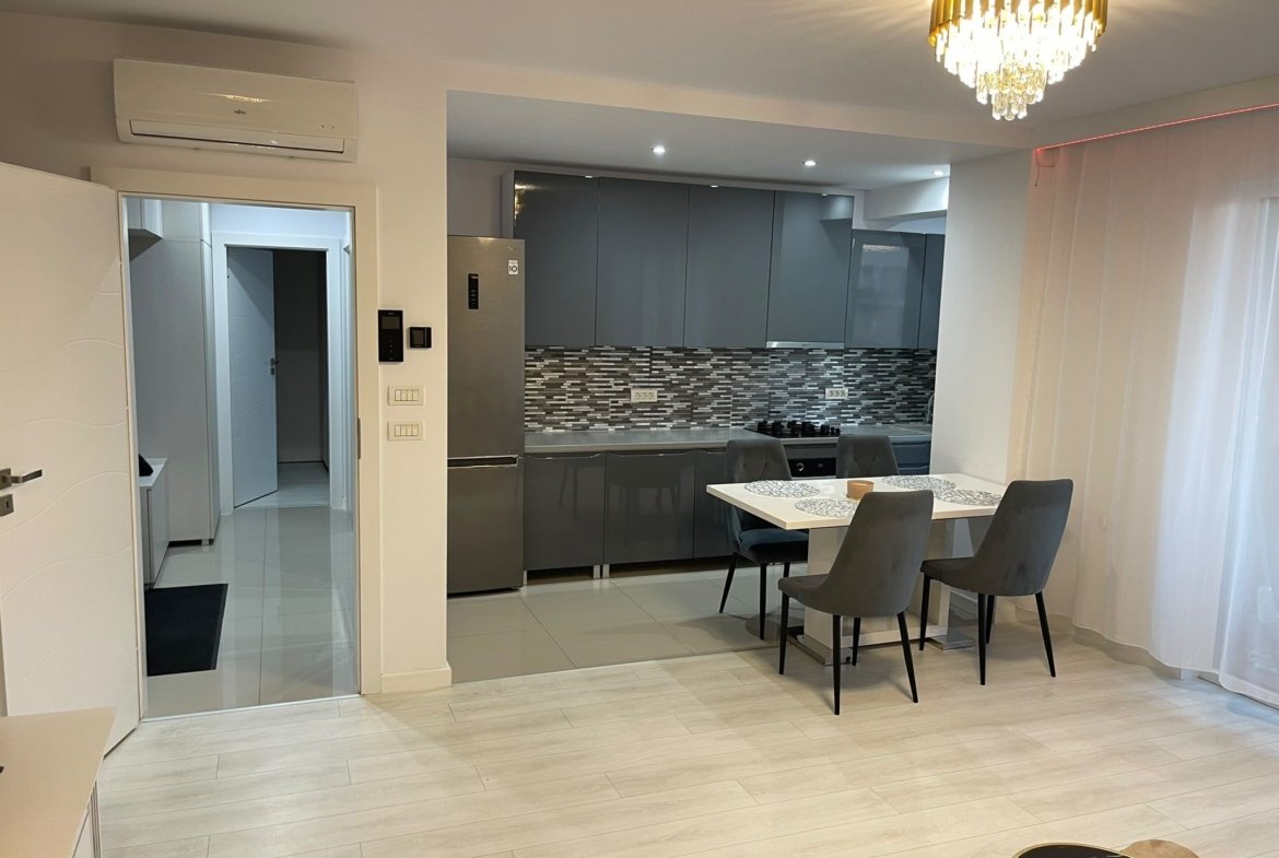 Apartament cu 2 camere + loc de parcare subteran – Aradului