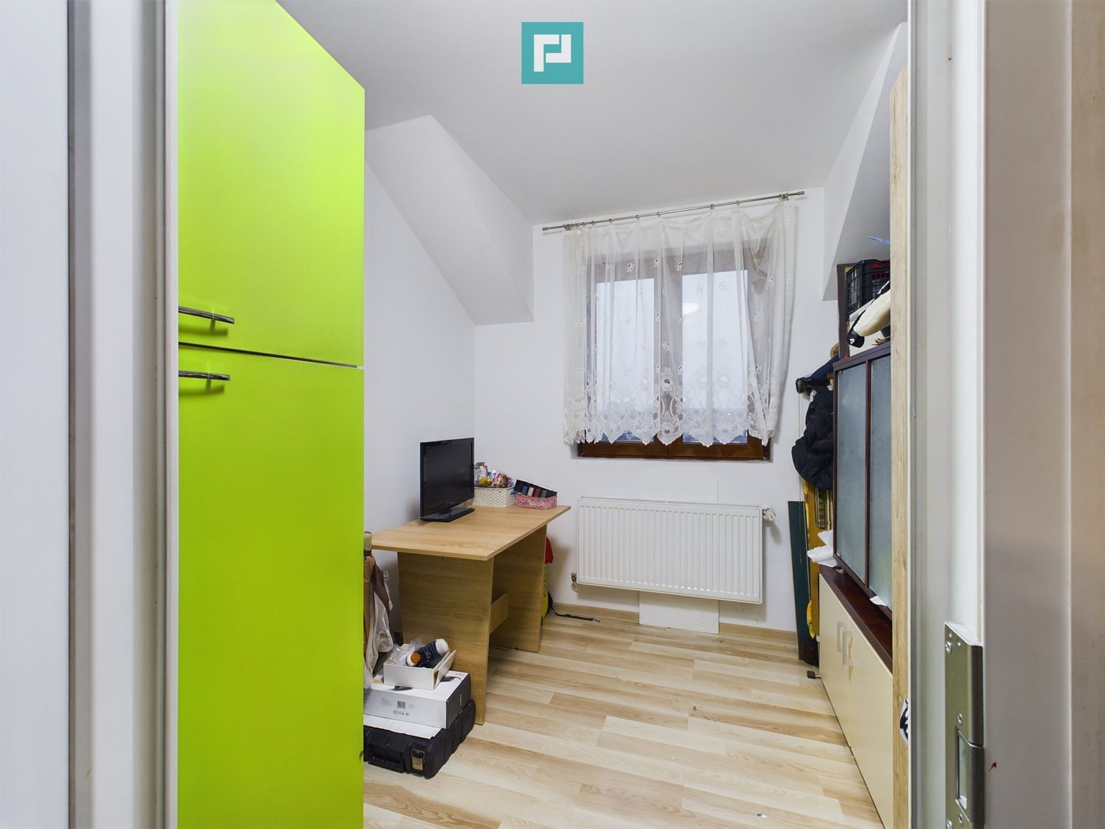 Apartament cu 2 camere pe 2 niveluri în Dumbrăvița