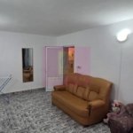 Apartament cu 3 camere de vanzare in Campina, parter