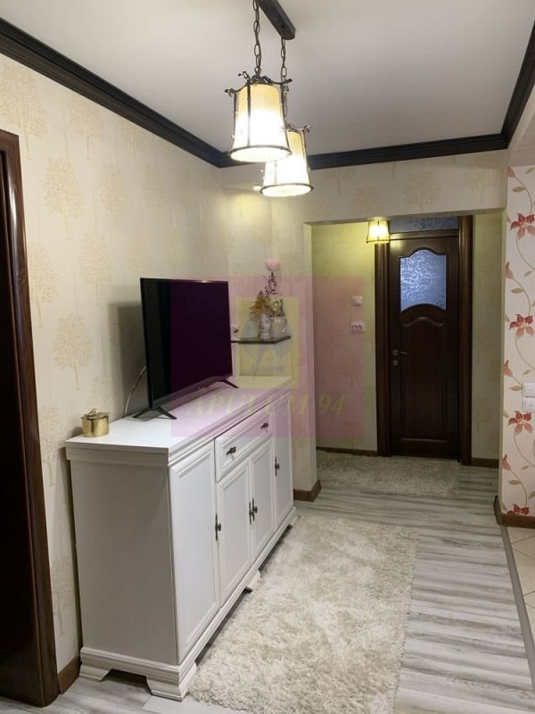 3430e7216f7a434880f76977aa2d6548 Apartament 3 camere Nerva Traian stradal