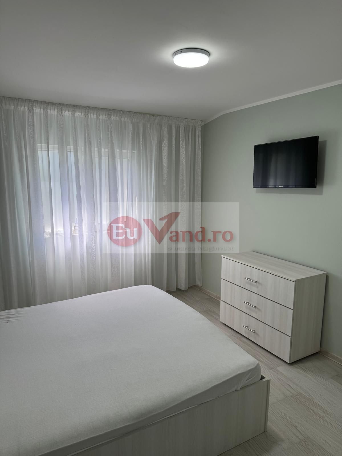 355d059d96f644b1bd4128623a1f40ea De inchiriat apartament cu o camera la casa, 260 euro negociabil