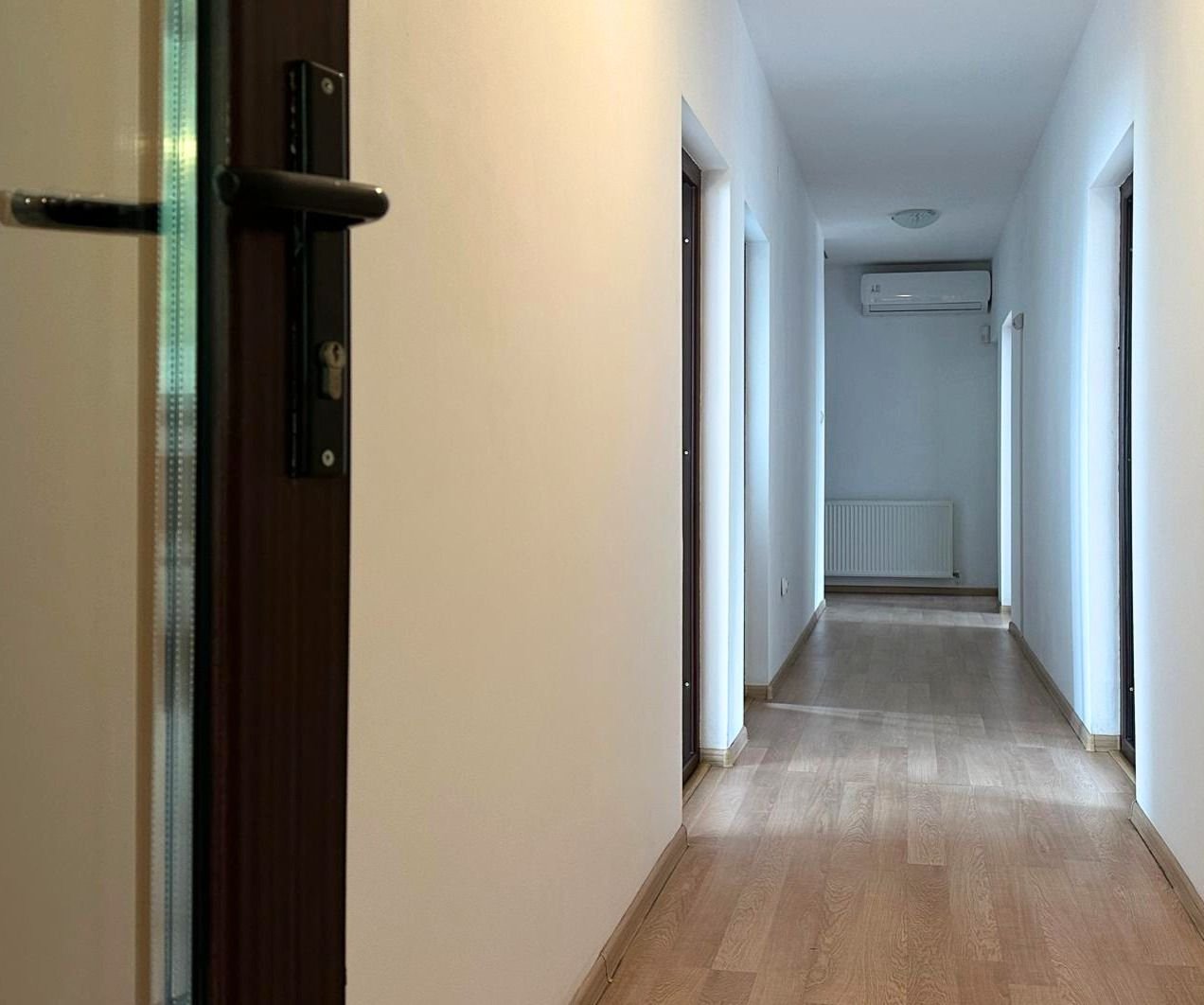 36440362f39f459c81cedd631adb07c6 Inchiriere casă complet renovată cu 4 camere Băneasa, Sector 1