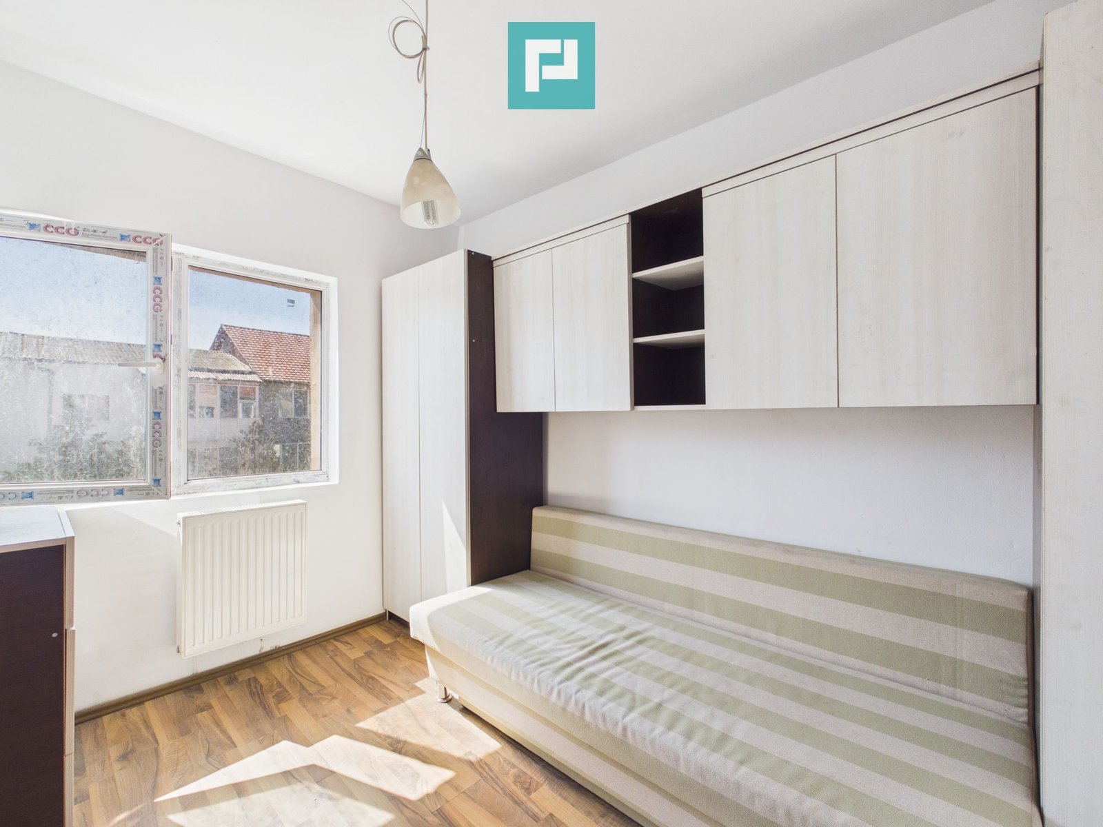 3651528624cc4c13bb8e8e96b4415038 Garsoniera, 12 mp, Buziașului