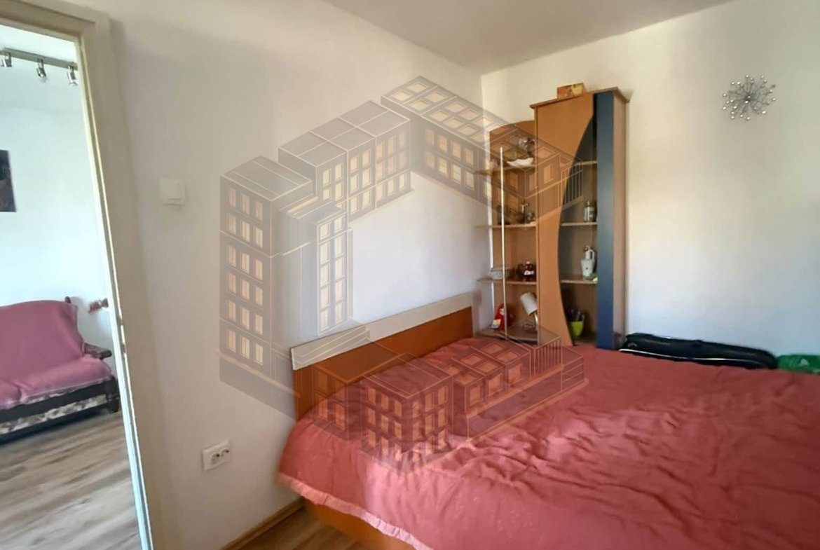 Apartament cu 2 camere, semidecomandat,etajul 2, zona Sagului