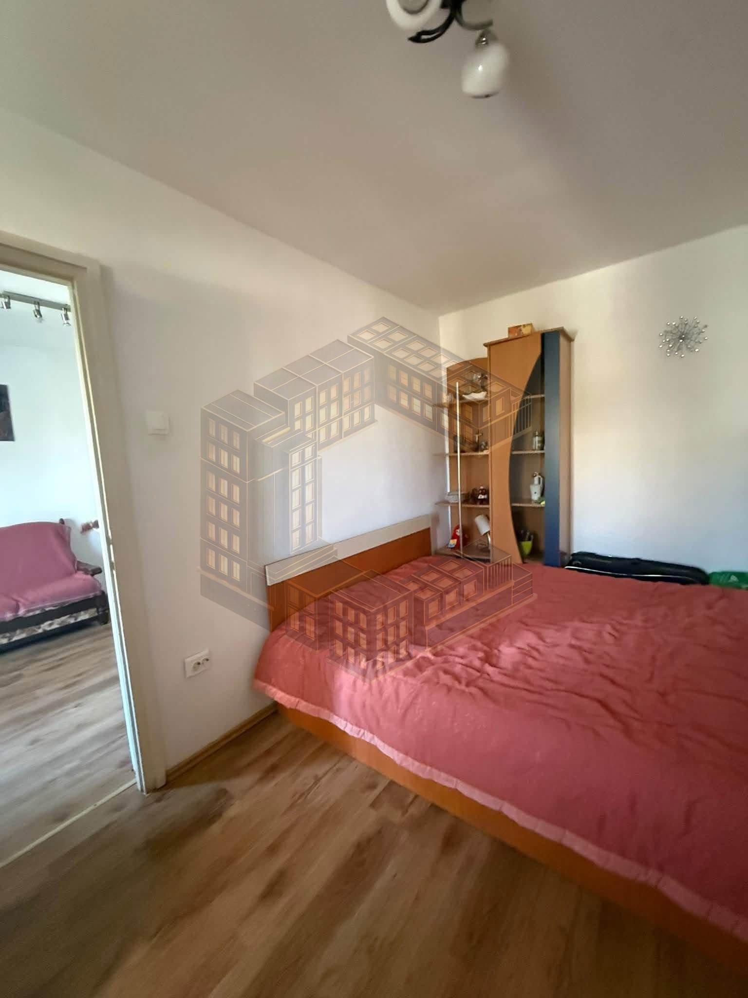 37b1f2d290a941d28b38c8fe2012c7bd Apartament cu 2 camere, semidecomandat,etajul 2, zona Sagului