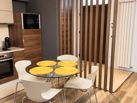 Apartament 3 camere | 77 mp | Intrare separată | Zona Lipovei – Iulius