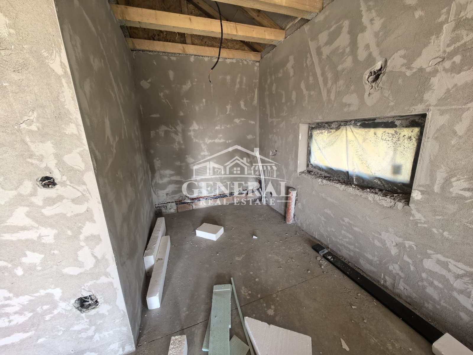 3999bf03f79e4ec5b58b8e104e1bf3ee De vanzare o casa in Baia Sprie 125m2C toate utilitatile Comision 0%
