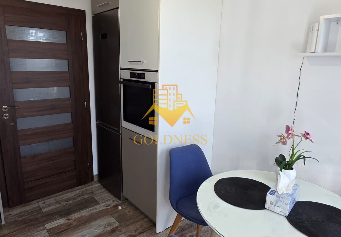 2 camere decomandate, Andrei Mureșanu, Prima închiriere, Calea Turzii