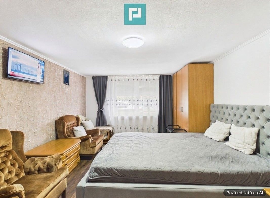 Casă cu 2 corpuri, teren 398 mp, Oradea