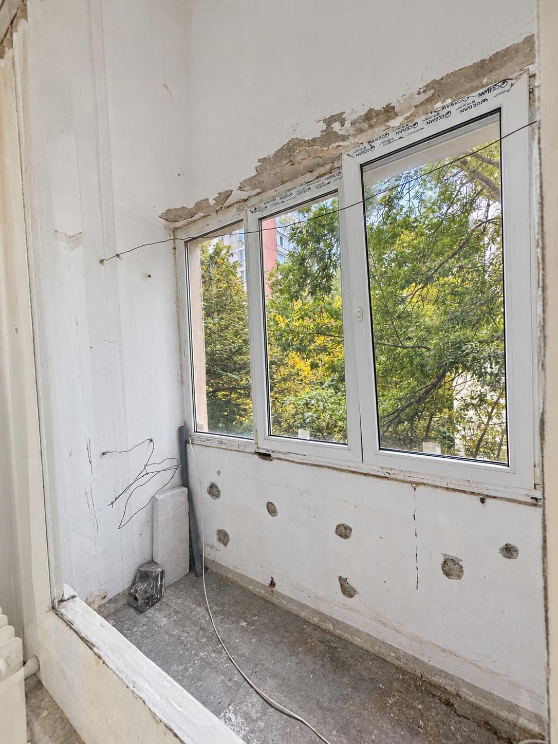 3 camere lângă metrou Romancierilor / Etaj 2/4 /Bloc reabilitat