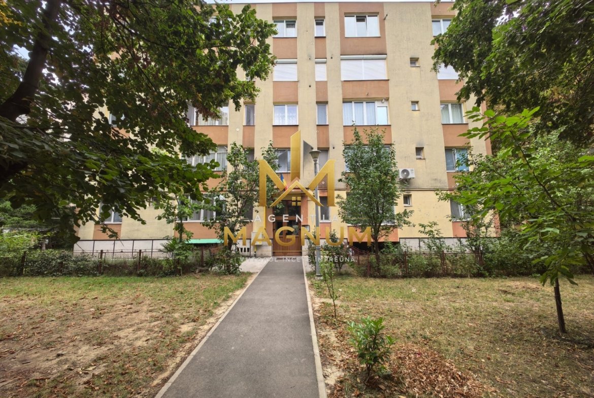 Apartament 3 camere de vânzare | Cuza Vodă | Zonă liniștită