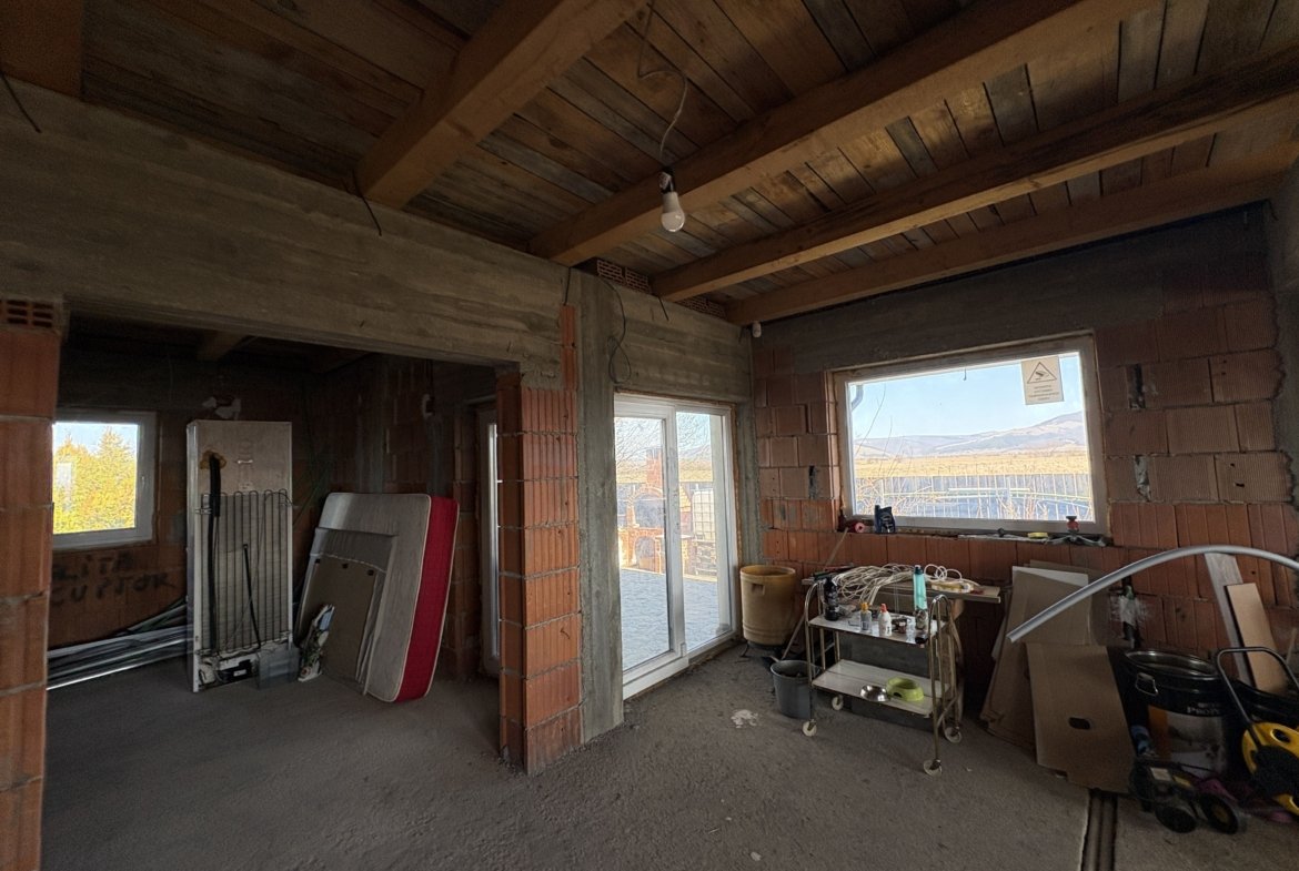 Casa moderna de vanzare in Prejmer – La Stejari