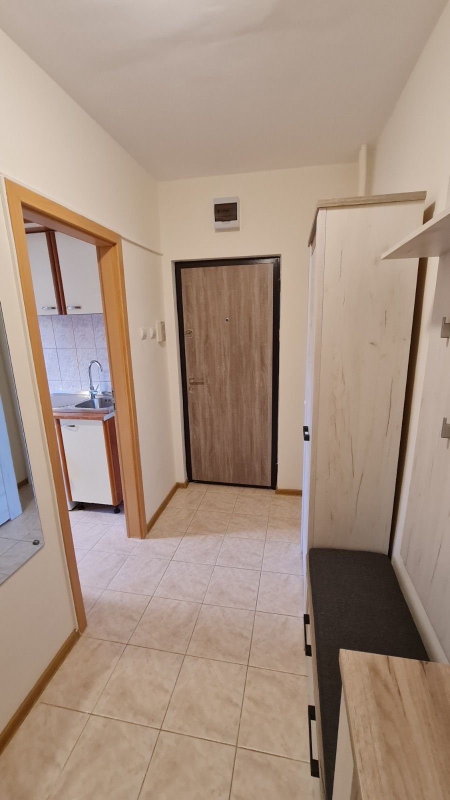 3e3bc0ca3fa1491fba8346762f0d925a Apartament 3 camere | 65 mp | Centrală proprie | Boxă CF | Zona Olimpi