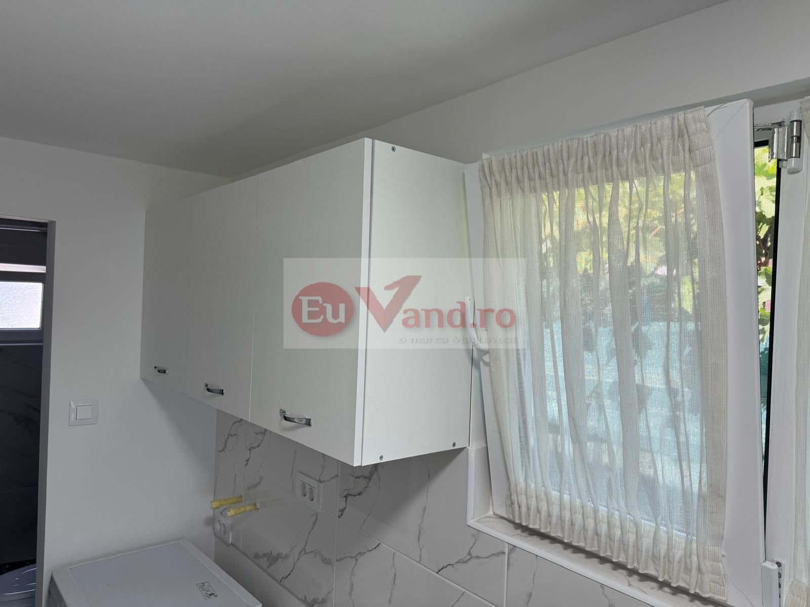 3ec41709fd8b4d66a6983bed77ba2ce9 De inchiriat apartament cu o camera la casa, 260 euro negociabil