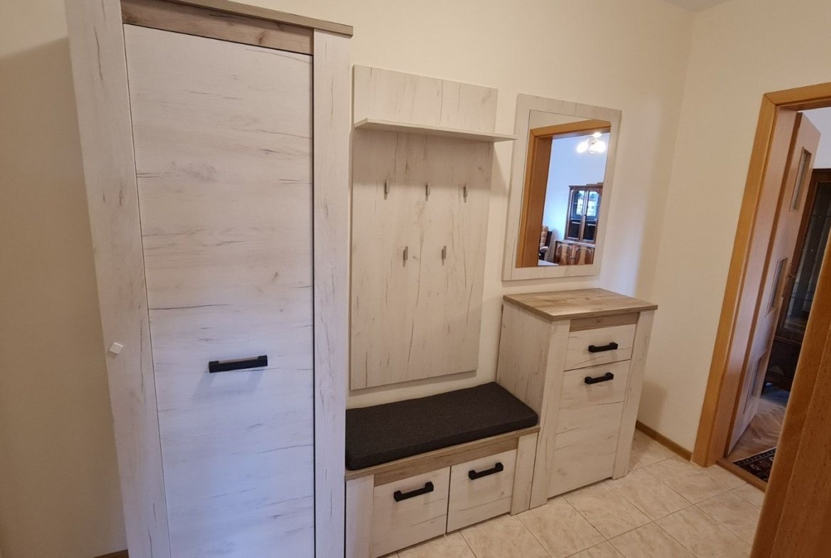 Apartament 3 camere | 65 mp | Centrală proprie | Boxă CF | Zona Olimpi